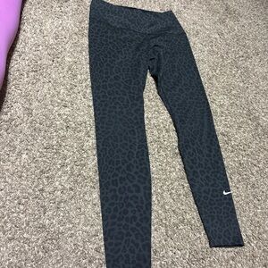 Nike Black Leopard Print Leggings